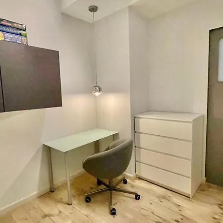 Stylowy Apartament Morska Z Balkonem Гдиня